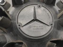 Mercedes-Benz Sprinter W906 Enjoliveur d’origine A9064010025