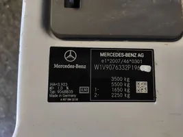 Mercedes-Benz Sprinter W907 W910 Base del sedile del conducente A9079110100