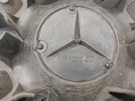 Mercedes-Benz Sprinter W907 W910 Колпак (колпаки колес) R 16 A9064010025