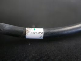 BMW 5 G30 G31 Wąż płynu do spryskiwacza szyby przedniej / czołowej 7357350