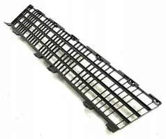 Renault Clio III Grille inférieure de pare-chocs avant 4415046