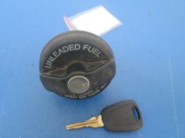 Fiat Punto (188) Polttoainesäiliön täyttöaukon suukappale 