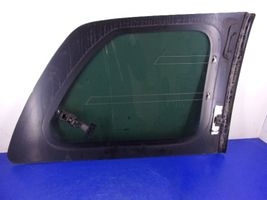 Mazda MPV II LW Fenêtre latérale avant / vitre triangulaire 
