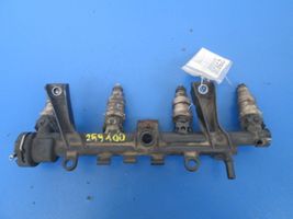 Mercedes-Benz 306 Listwa wtryskowa 93008101