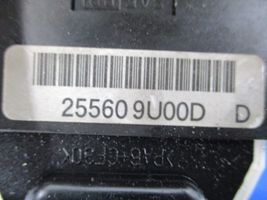 Nissan Note (E11) Otros interruptores/perillas/selectores 25560-9U00D