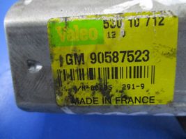 Opel Zafira A Moteur d'essuie-glace arrière 90587523