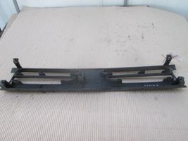 Nissan Primera Atrapa chłodnicy / Grill 