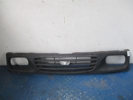 AC 428 Grille de calandre avant 3352-8203220