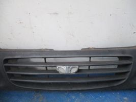 AC 428 Grille de calandre avant 3352-8203220