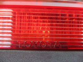 Toyota Yaris Verso Wewnętrzna lampka bagażnika 