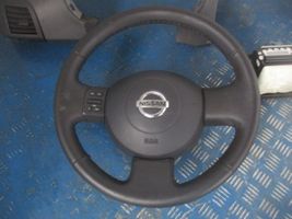 Nissan Micra Armaturenbrett Cockpit 
