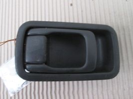 Subaru Impreza I Внутренняя ручка 