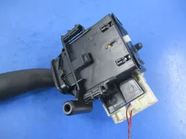 Toyota Avensis Verso Muut kytkimet/nupit/vaihtimet 84140-05110