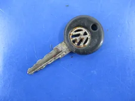 Volkswagen Jetta II Ignition lock 171905851