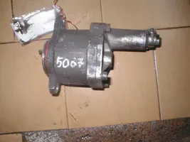 Renault 25 Alipainepumppu 