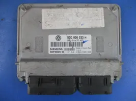 Volkswagen Fox Блок управления двигателем ECU 03D906033H