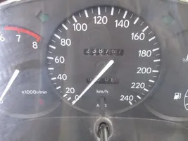 Toyota Celica T200 Compteur de vitesse tableau de bord 83200-20780
