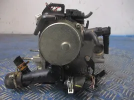 Dacia Sandero Culasse moteur 110421067R