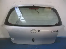 Toyota Yaris Verso Tylna klapa bagażnika 