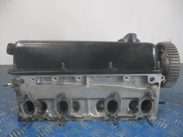 Volkswagen PASSAT B5 Culasse moteur 06B103373A
