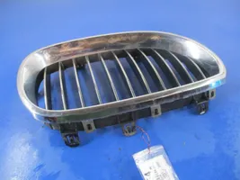 BMW 5 E60 E61 Front grill 7027062