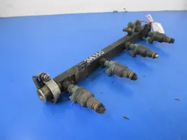 BMW 3 E30 Kraftstoffverteiler Einspritzleiste Verteilerrohr 1727234