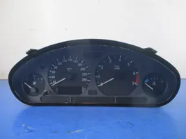 BMW 3 E36 Compteur de vitesse tableau de bord 62118360482