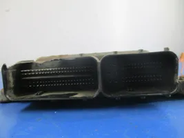 Opel Astra J Centralina/modulo motore ECU 55571776