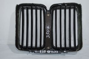 BMW 5 E28 Atrapa chłodnicy / Grill 1873253