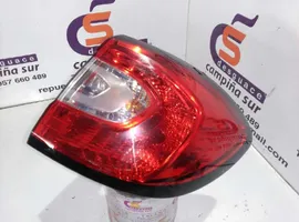 Renault Captur Żarówka lampy tylnej 