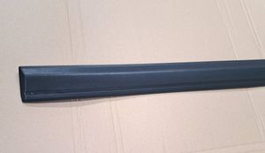 Volkswagen Golf III Rivestimento portiera posteriore (modanatura) 1H4853753A