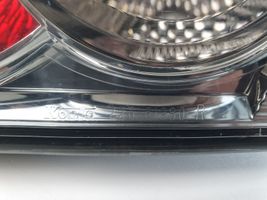 Mazda 6 Lampy tylnej klapy bagażnika 