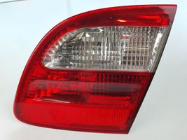 Mercedes-Benz E W211 Lampy tylnej klapy bagażnika 