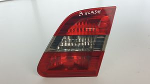 Mercedes-Benz B W245 Lampy tylnej klapy bagażnika 