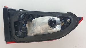 Mazda 6 Luci posteriori del portellone del bagagliaio 