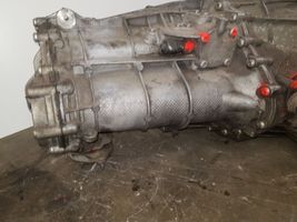 Audi A6 S6 C6 4F Mechaninė 6 pavarų dėžė 0B1301213E