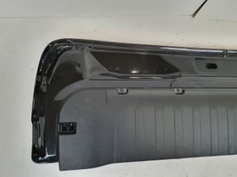BMW X5 F15 Takaluukun/tavaratilan kansi 