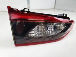 Mazda 6 Lampy tylnej klapy bagażnika 