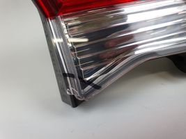 Honda CR-V Takaluukun takavalot 