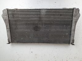 Toyota Avensis T270 Chłodnica powietrza doładowującego / Intercooler 