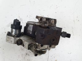 Opel Vivaro Polttoaineen ruiskutuksen suurpainepumppu H8200385478