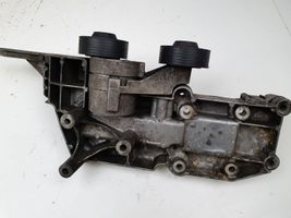 Volvo S60 Supporto del generatore/alternatore 