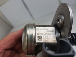 BMW 3 F30 F35 F31 Polttoaineen ruiskutuksen suurpainepumppu 