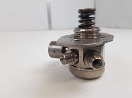 BMW 3 F30 F35 F31 Polttoaineen ruiskutuksen suurpainepumppu 