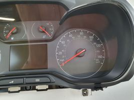Opel Combo E Licznik / Prędkościomierz 