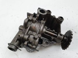 Opel Vivaro Oil pump 8200345633