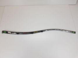 Mercedes-Benz E W211 Rivestimento del vano portaoggetti del cruscotto 