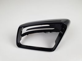 Mercedes-Benz GLA W156 Moldura protectora de plástico del espejo lateral 