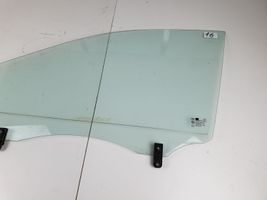 KIA Carens I Основное стекло передних дверей (четырехдверного автомобиля) 