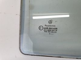 Mercedes-Benz S W220 Szyba drzwi tylnych 